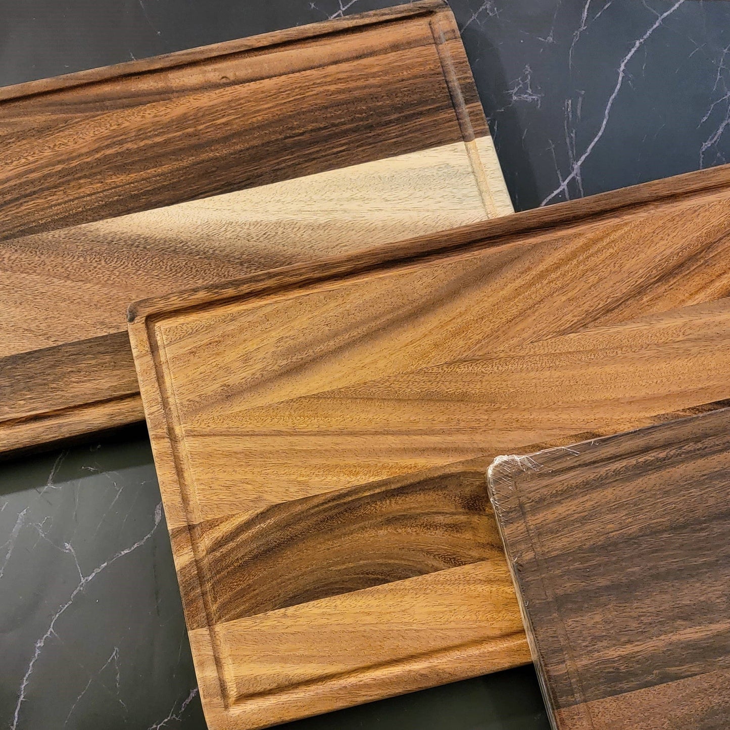 Walnut Cutting Board. Kitchen Chopping Block.