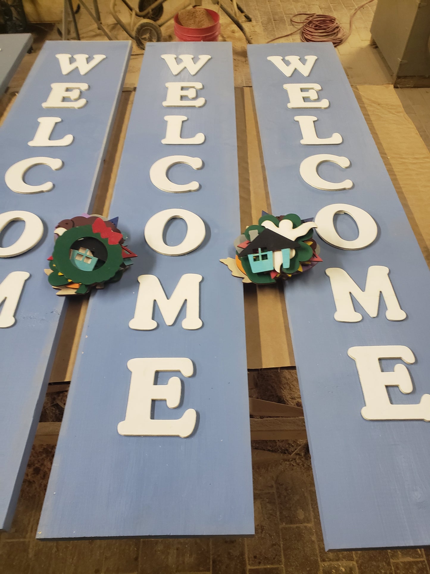Seasonal 'Welcome' Sign