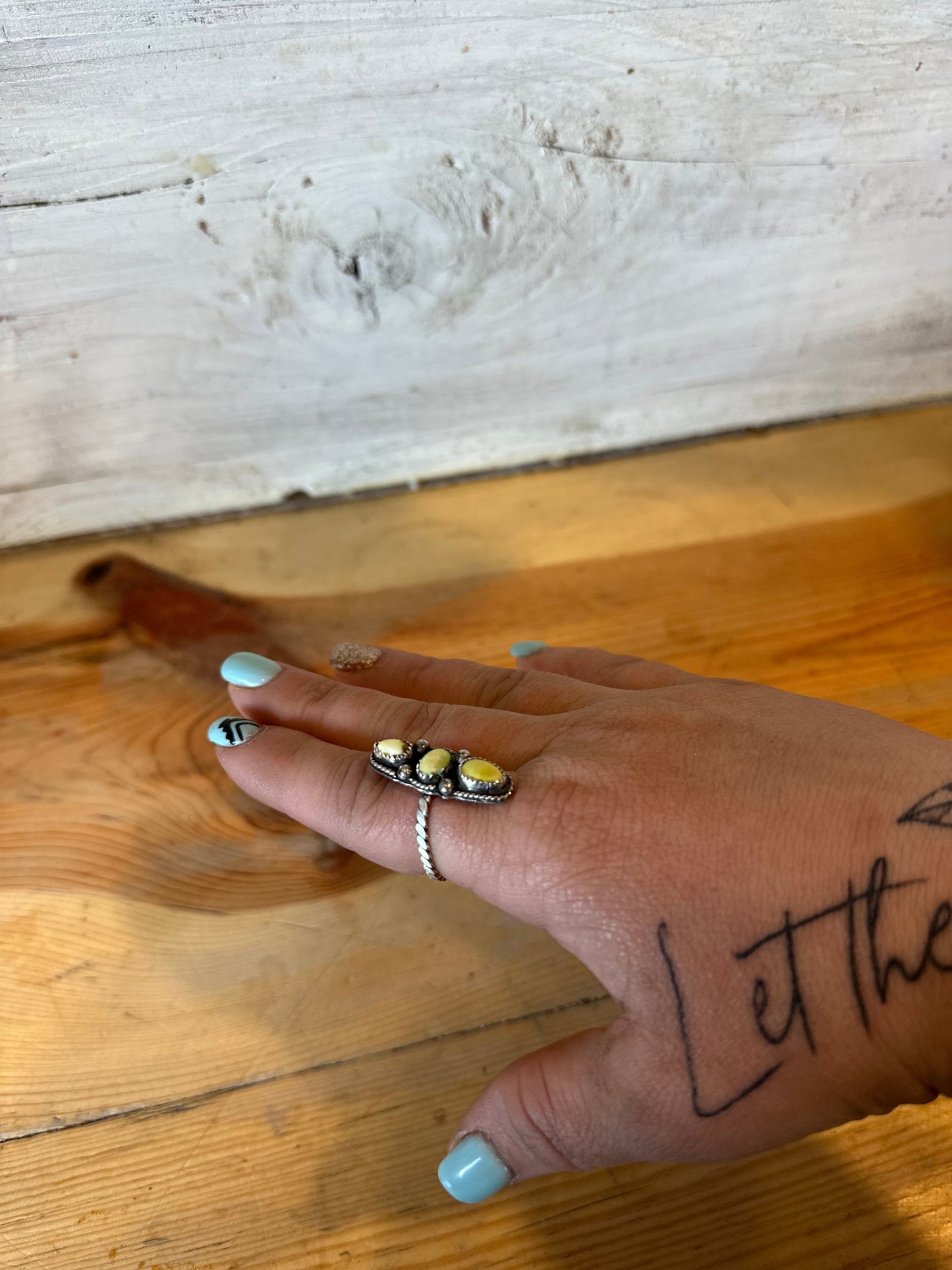 Palomino adjustable ring