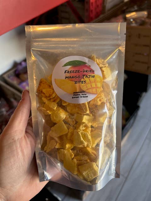 Freeze Dried Mango Bites