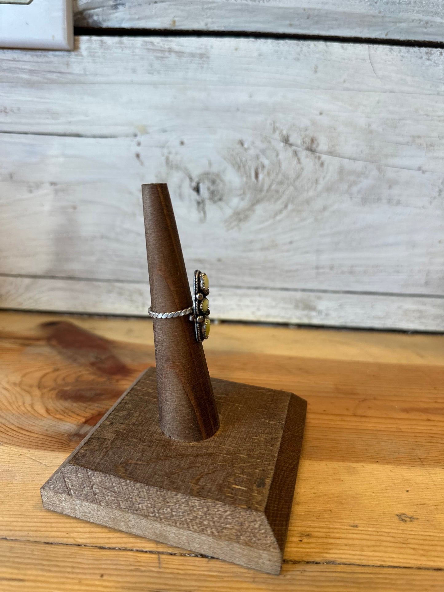 Palomino adjustable ring