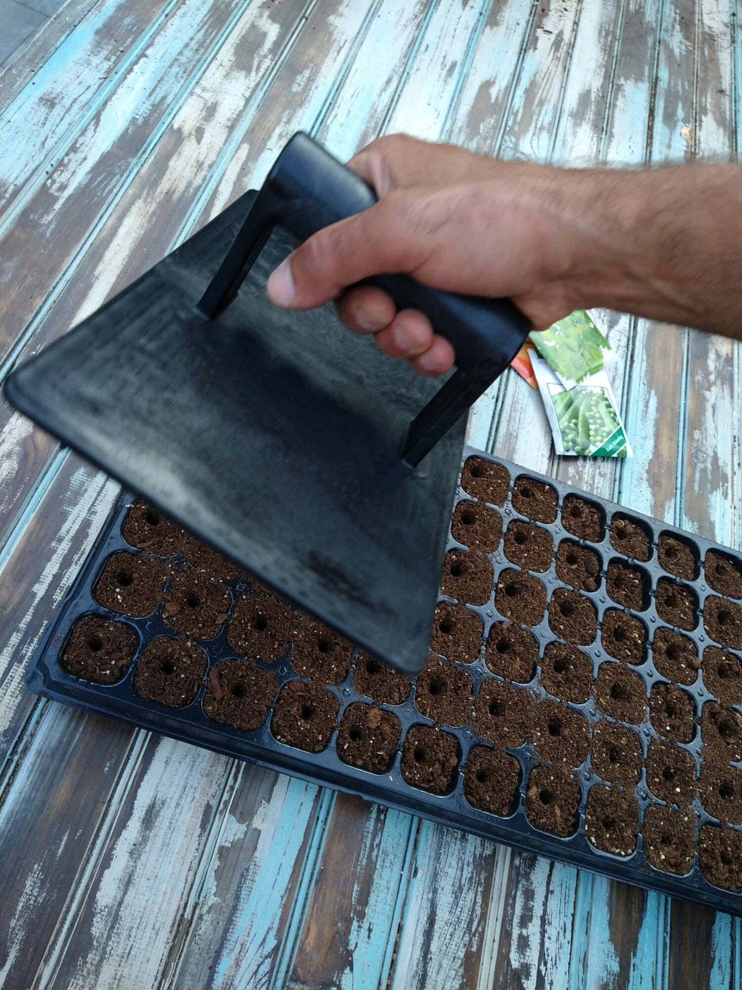 24-Hole Soil Digger and Soil Spacer for Planting Seeds - New